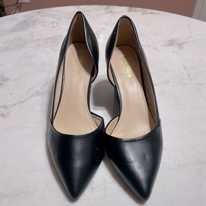 Worn once, Kenneth Cole reaction Ellis leather wedge heel in size 9